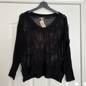 Forever 21 Brand new netted long sleeve. Size Large